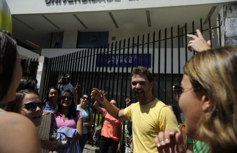 Estudantes já podem se inscrever no Fies