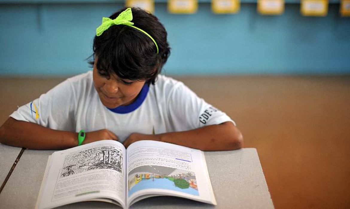 Mais de 70% das cidades não cumprem lei do ensino afro-brasileiro
