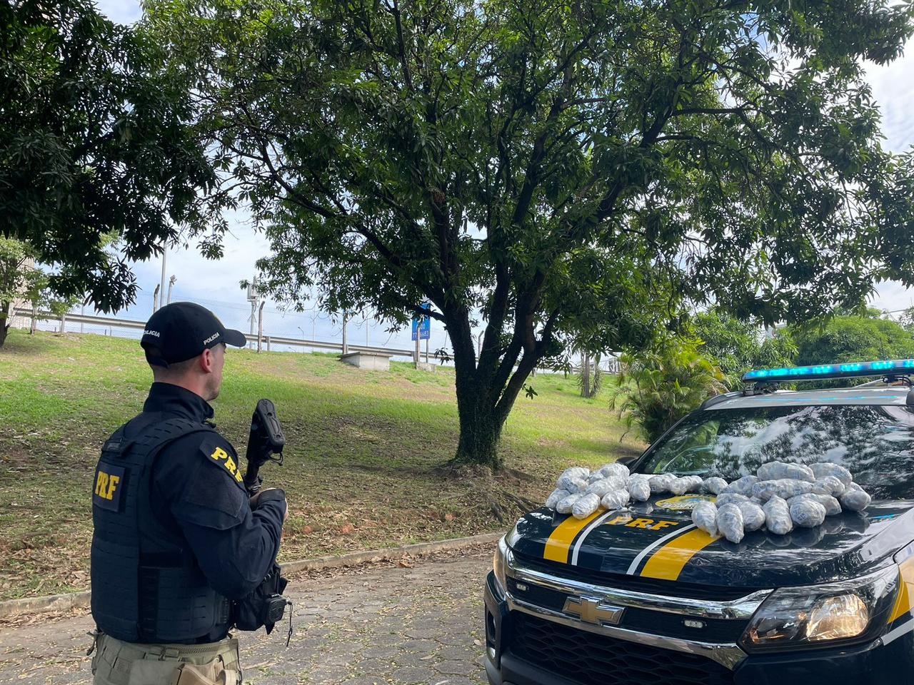 PRF apreende mais um carregamento de cocaína na Ponte Rio-Niterói