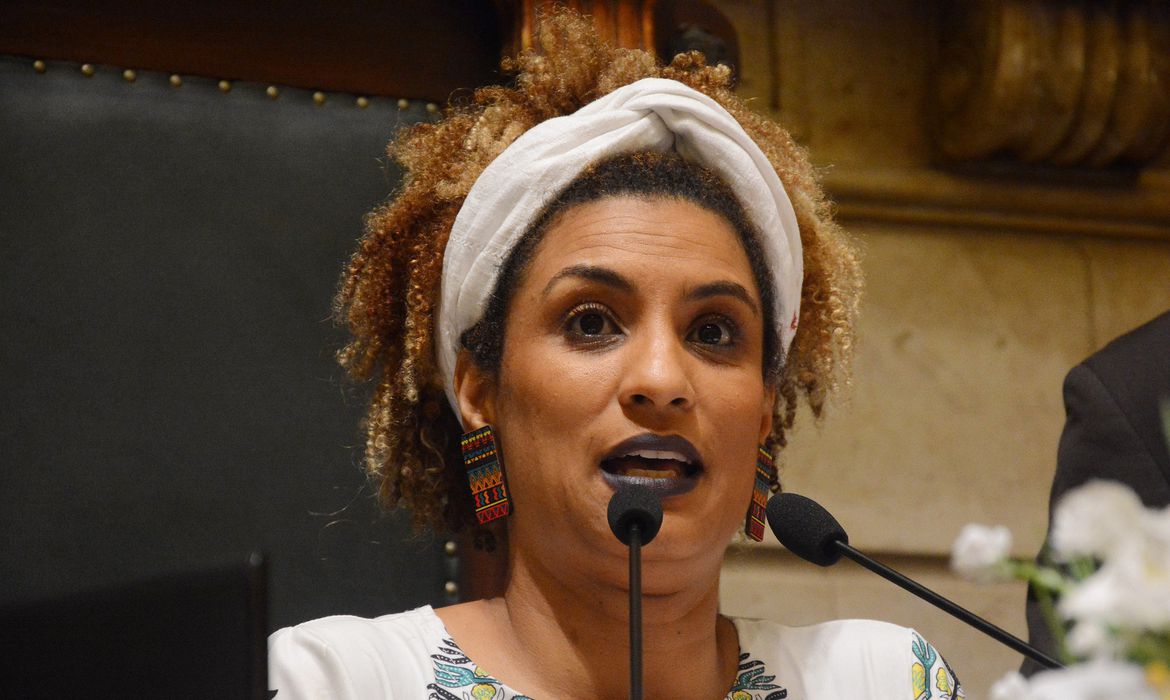 Juristas defendem acesso da família a provas no caso Marielle 