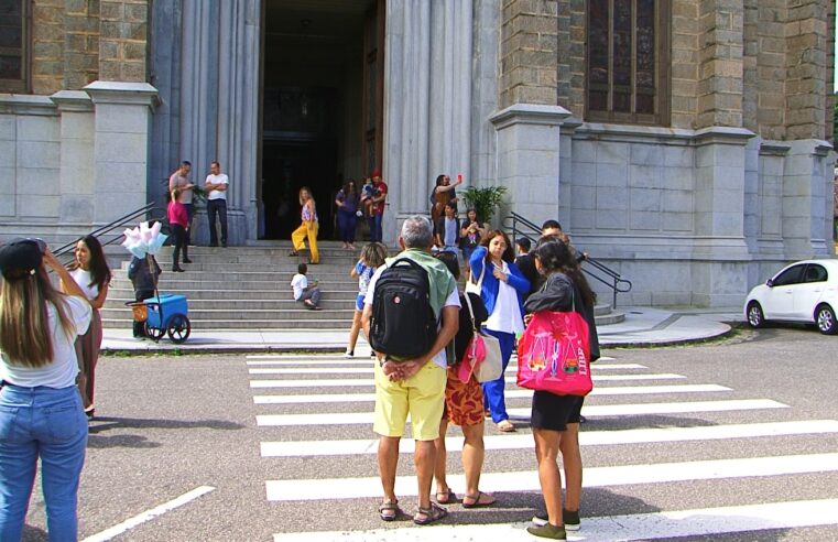 Turistas escolhem Petrópolis para passar o feriado de Tiradentes