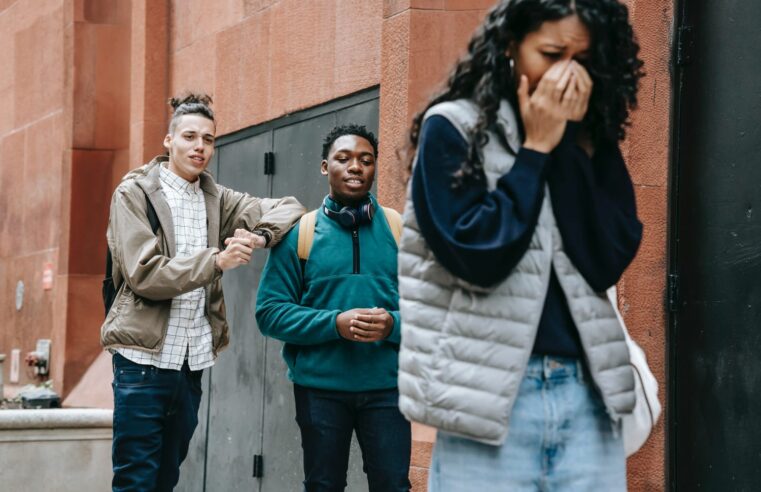 Ataques em escolas e o impacto do Bullying