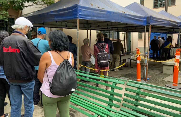 Começa a campanha de vacinação contra a gripe Influenza para grupos prioritários em Petrópolis