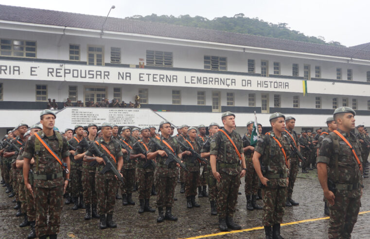 Batalhão Dom Pedro II comemora o Dia do Exército Brasileiro