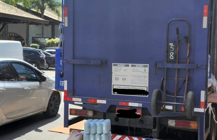 Falta de Fiscalização em Itaipava: motoristas ocupam calçadas irregularmente