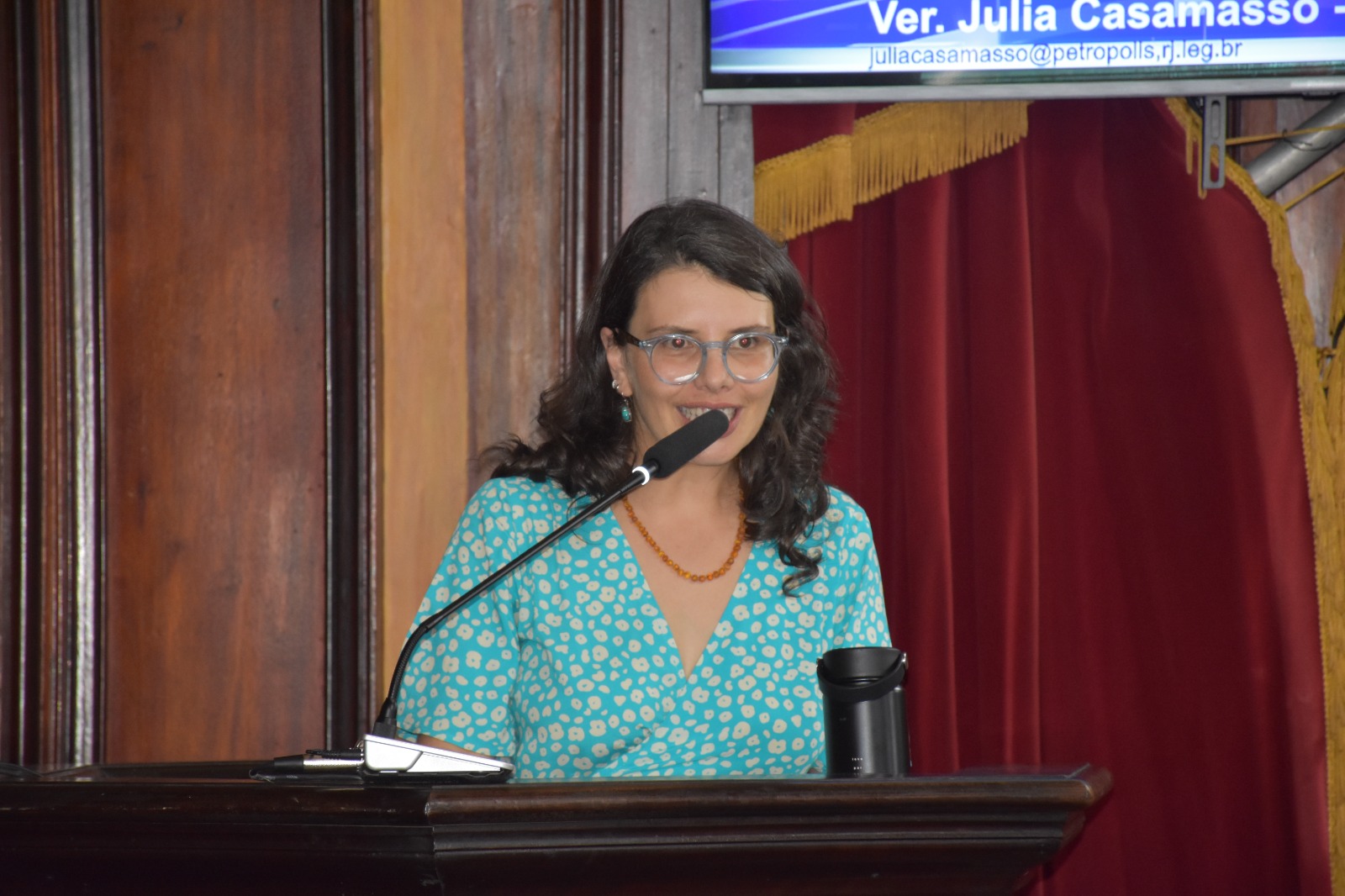 Agora é lei: prioridade para gestantes e puérperas no agendamento e na realização de consultas nos períodos pré-natal e pós-parto em Petrópolis