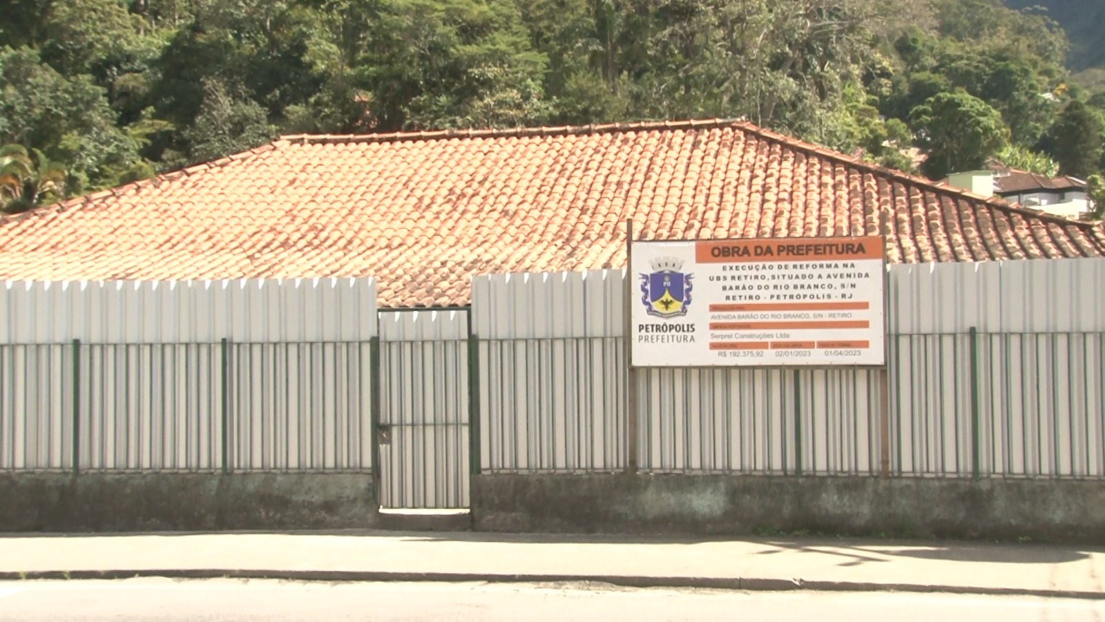 Ubs Retiro permanece fechada mesmo após prazo para conclusão das obras ter encerrado