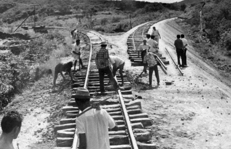 Petrópolis ganha mostra que destaca primeira estrada de ferro do país