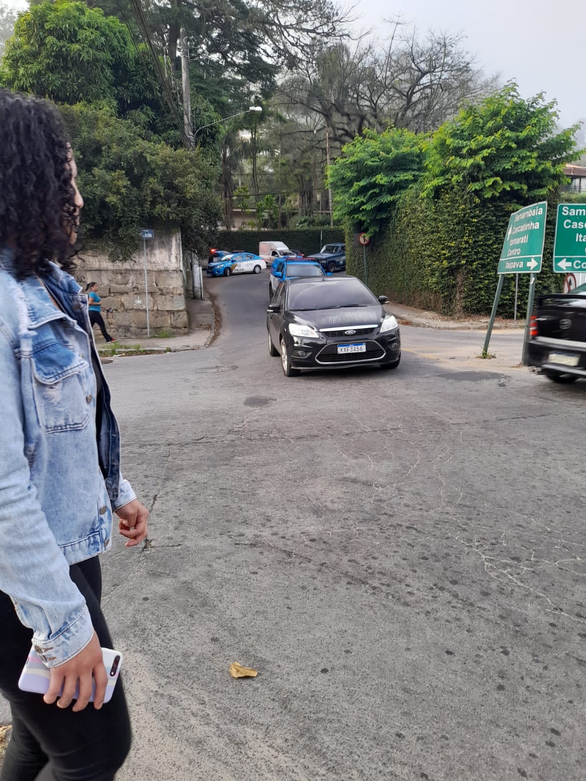 Mulher é vítima de tentativa de roubo na manhã desta sexta-feira em Petrópolis