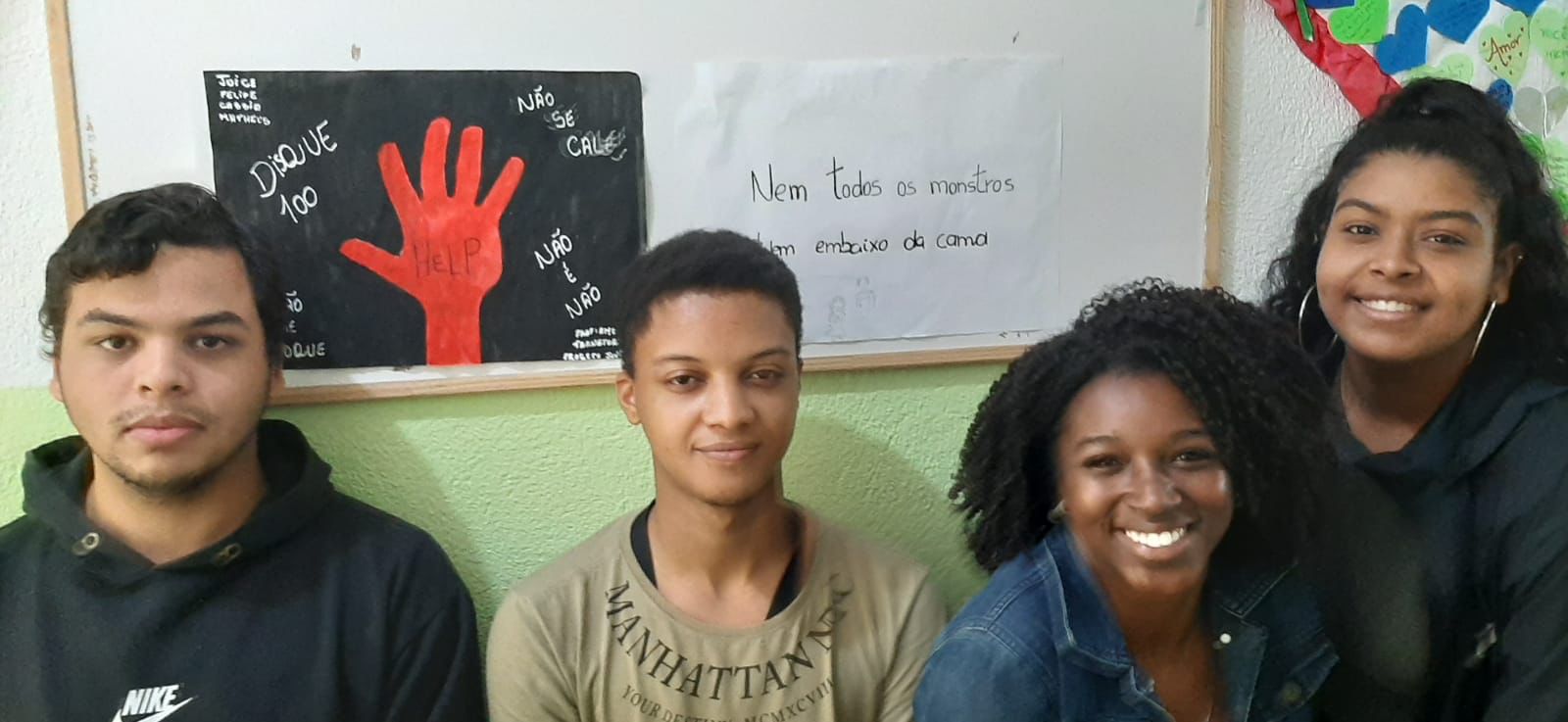 Comac discute combate ao abuso e à exploração sexual contra crianças e adolescentes com alunos