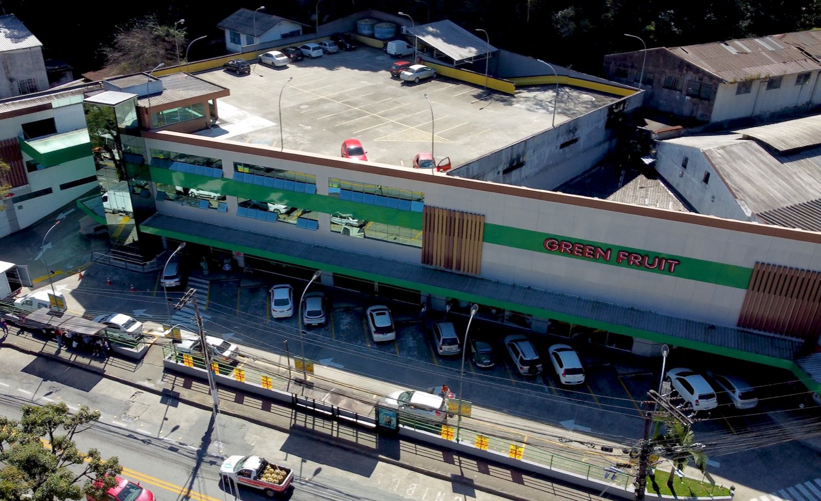 Grupo Mil adquire hipermercado Green Fruit, em Petrópolis