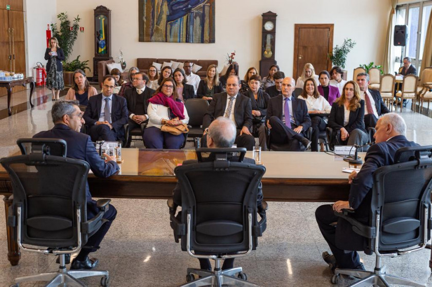 Petrópolis ganha reforço do TJ Rio na mediação escolar