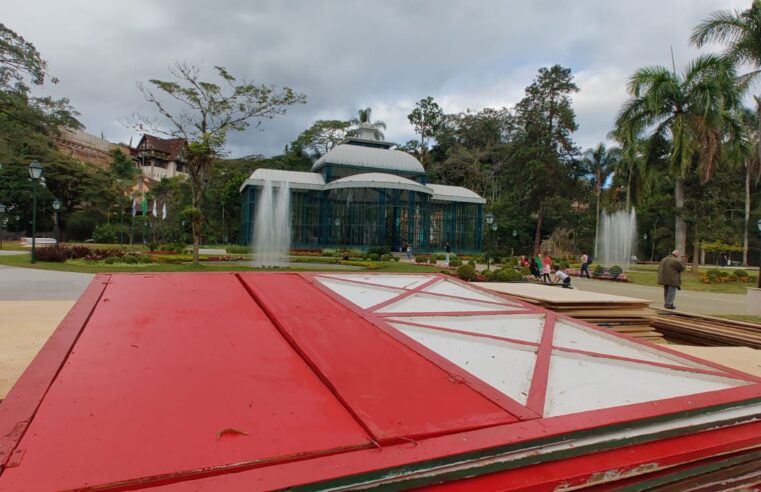 Começa a montagem da 34ª Bauernfest no Palácio de Cristal