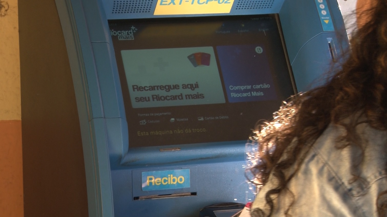 Passageiros reclamam de falhas nos sistemas das máquinas de validação do RioCard