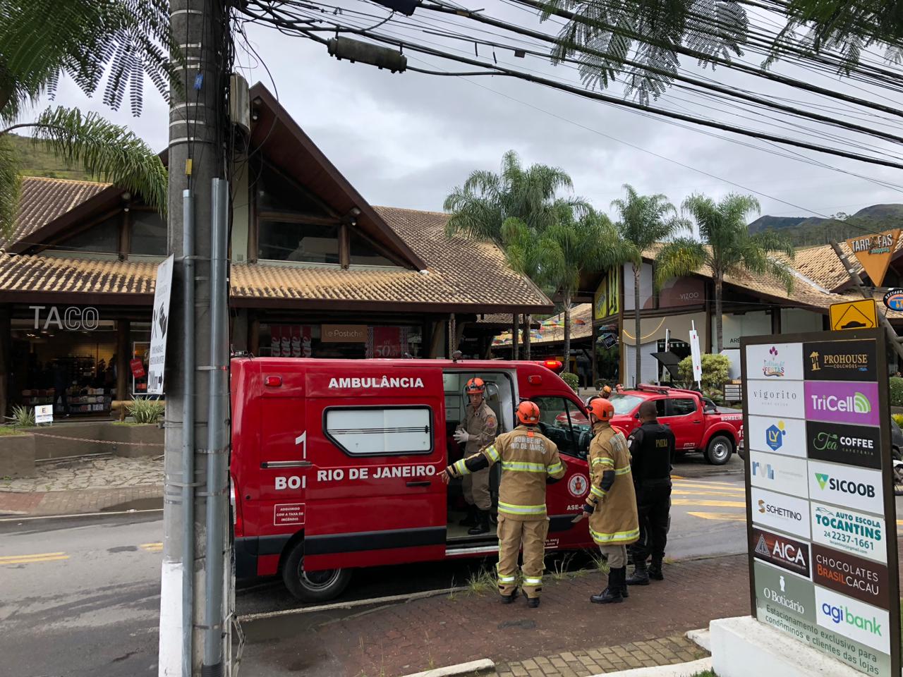 Acidente paralisa o trânsito na manhã desta segunda-feira em Itaipava