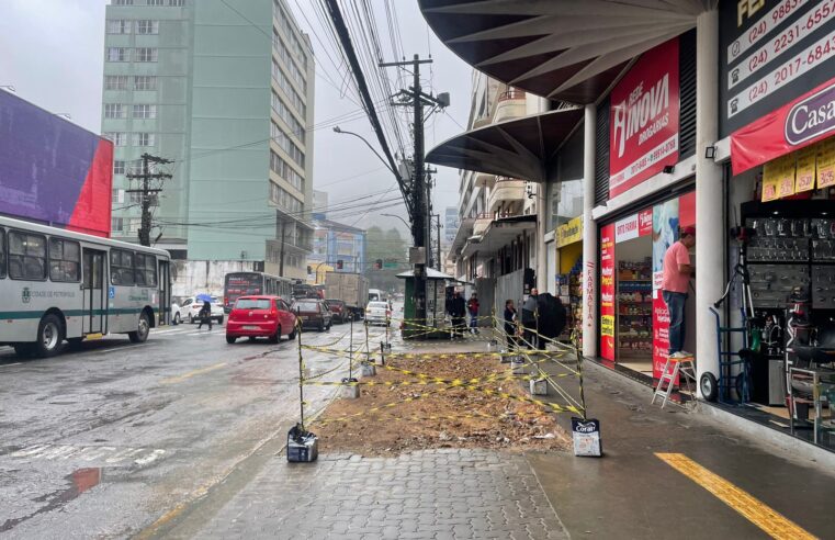 Bar Caçulinha, na Rua Paulo Barbosa, é demolido e transferido para o Terminal Centro