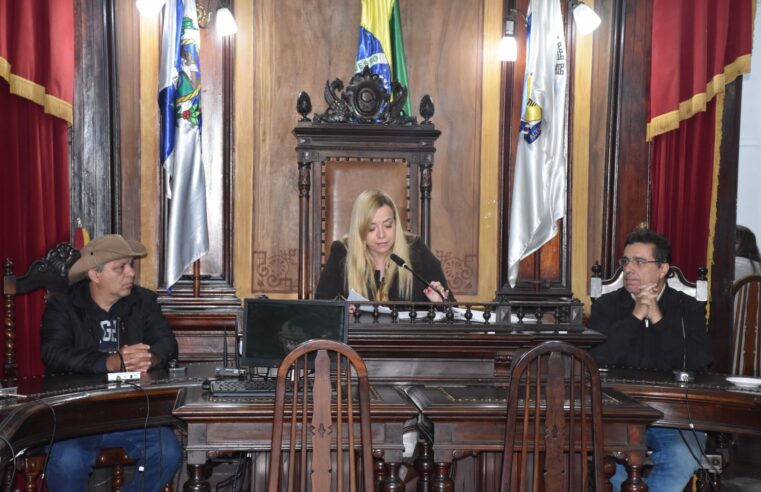 Sem a presença de representantes da prefeitura, audiência pública para debater sobre inclusão escolar é adiada