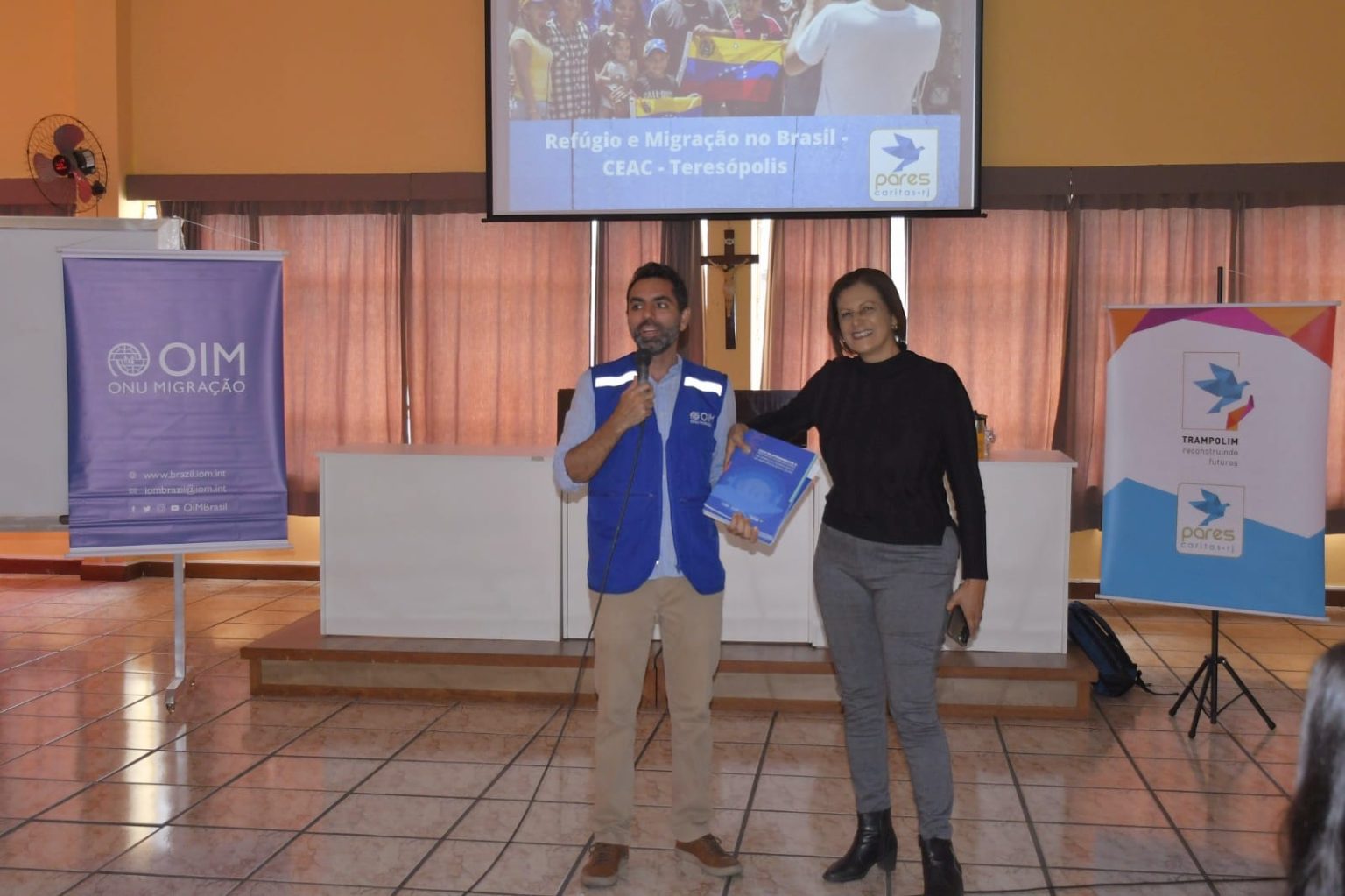 Desenvolvimento Social e Governo do Estado do RJ promovem capacitação de profissionais para o atendimento a migrantes e refugiados, em Teresópolis