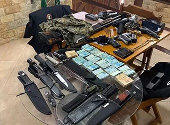 MPRJ cumpre 13 mandados de prisão e 25 de busca e apreensão contra integrantes da ‘milícia do Tandera’