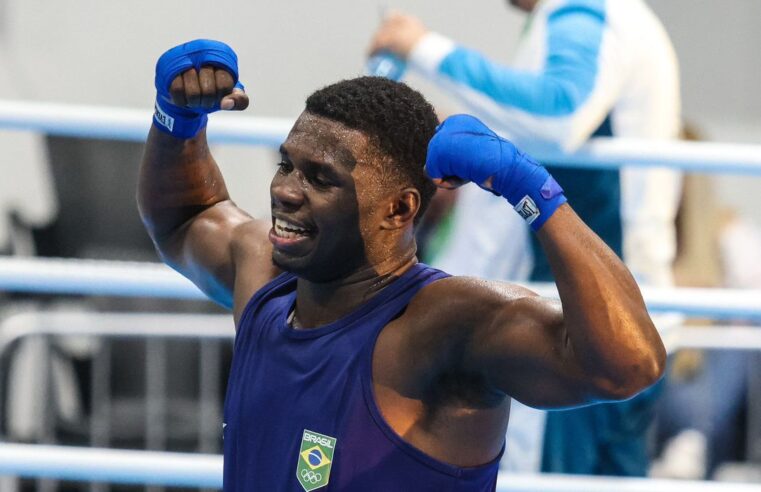 Wanderley Pereira avança à final e Shuga é bronze no Mundial de Boxe