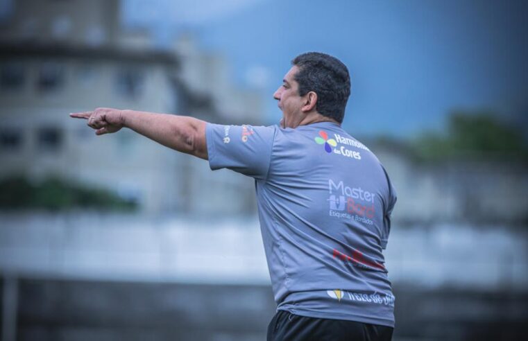 Fábio Alves é auxiliar técnico do Almeida Galácticos na Copa Voltaço sub 14 que inicia hoje (06) em Volta Redonda