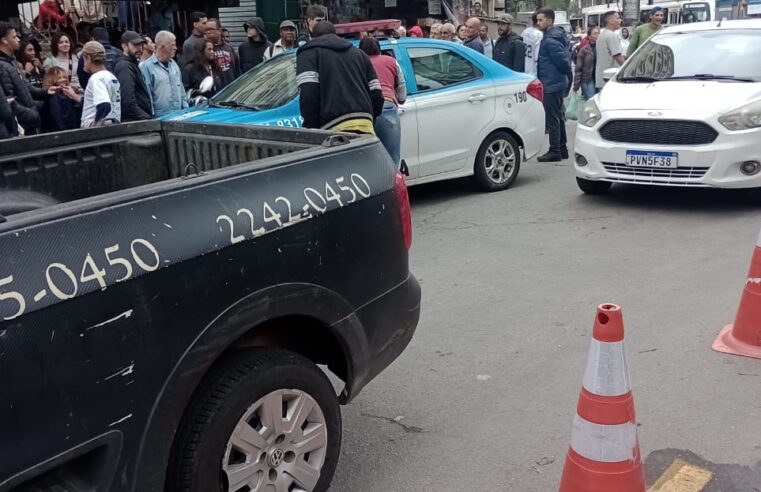 Estudante tem celular furtado no Centro de Petrópolis