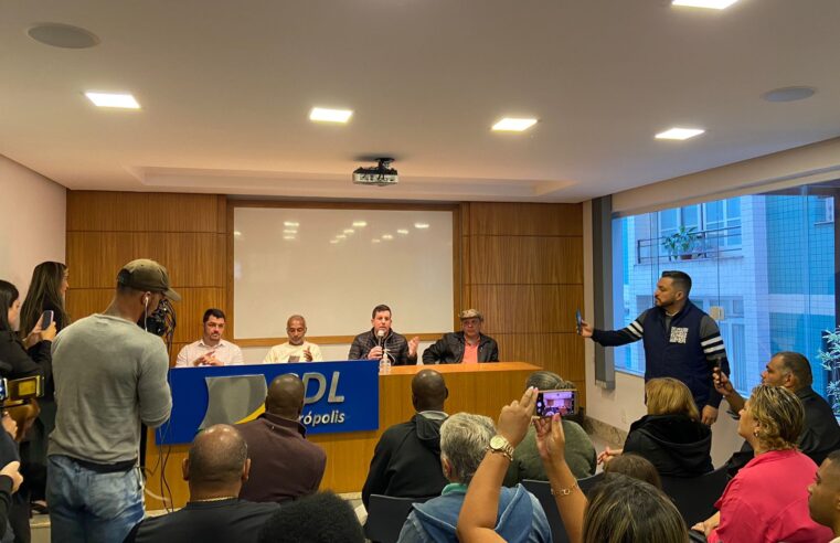 Hingo Hammes ganha apoio de Romário em pré-candidatura
