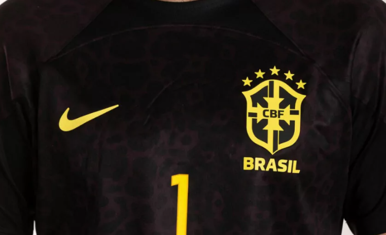 Seleção brasileira vai vestir preto na Espanha em protesto contra o racismo