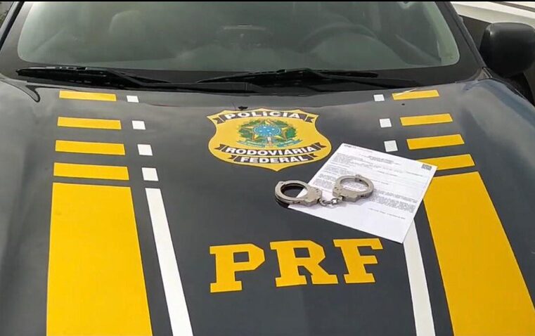 PRF prende suspeito de integrar organização criminosa de jogos de azar no RJ
