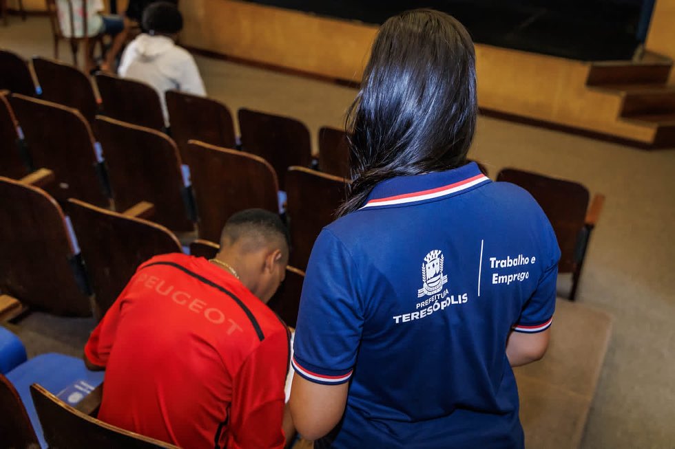 Estado avalia apoio a Teresópolis na coleta de lixo