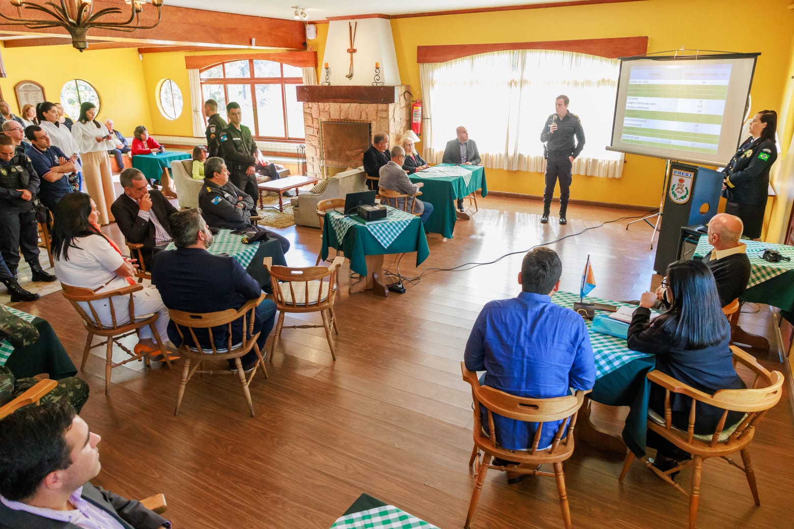 Empossada nova diretoria do Conselho Comunitário de Segurança de Teresópolis