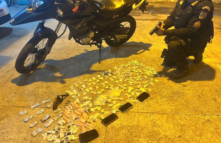 Diligências policiais capturam foragidos e apreendem drogas e dinheiro em diversos bairros em Petrópolis