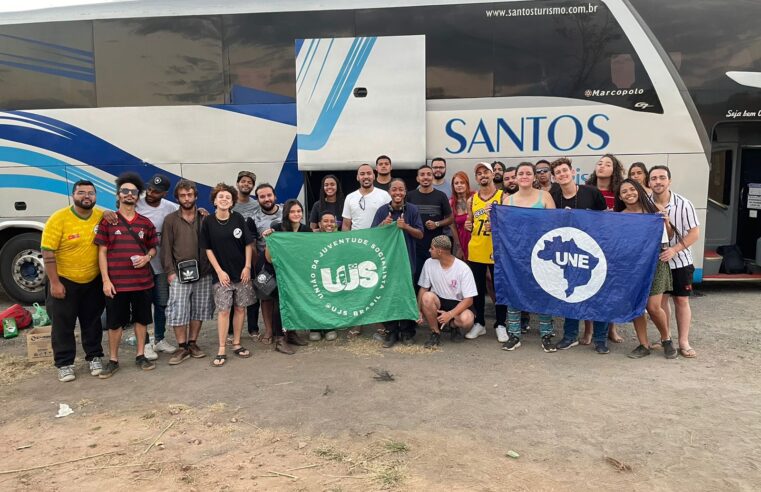 estudantes de petrópolis rumo ao 59° congresso da UNE
