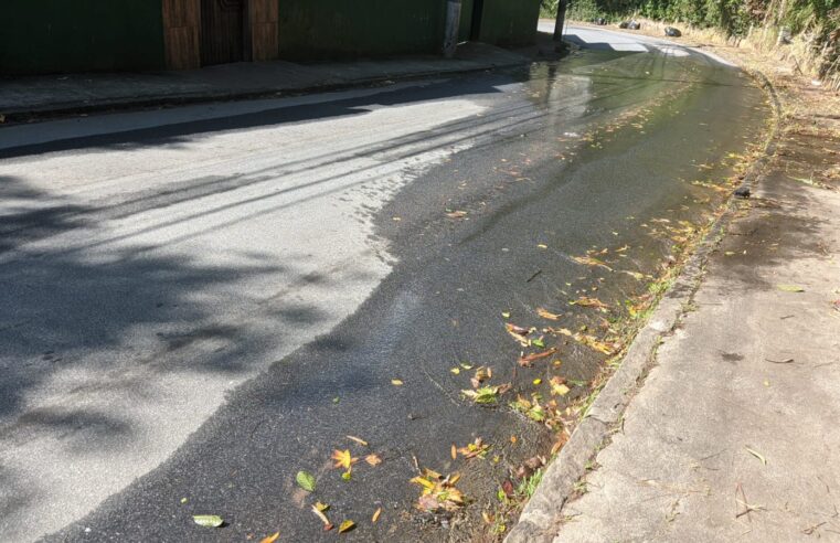 Moradores da localidade Vila Militar reclamam de demora da Águas do Imperador para serviço no local