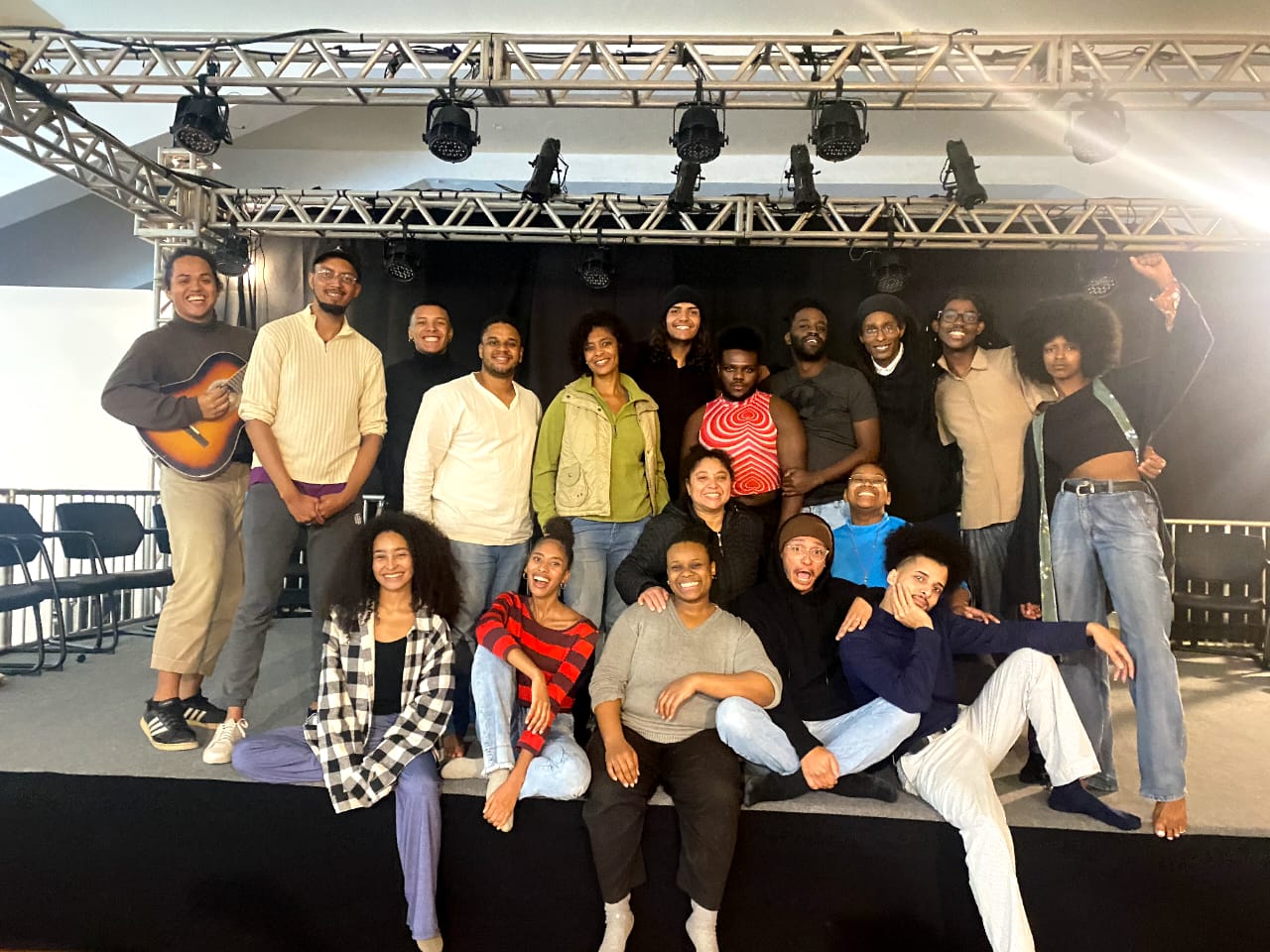 Nesta terça tem espetáculo com Coletivo Denegrindo no SESC Quitandinha