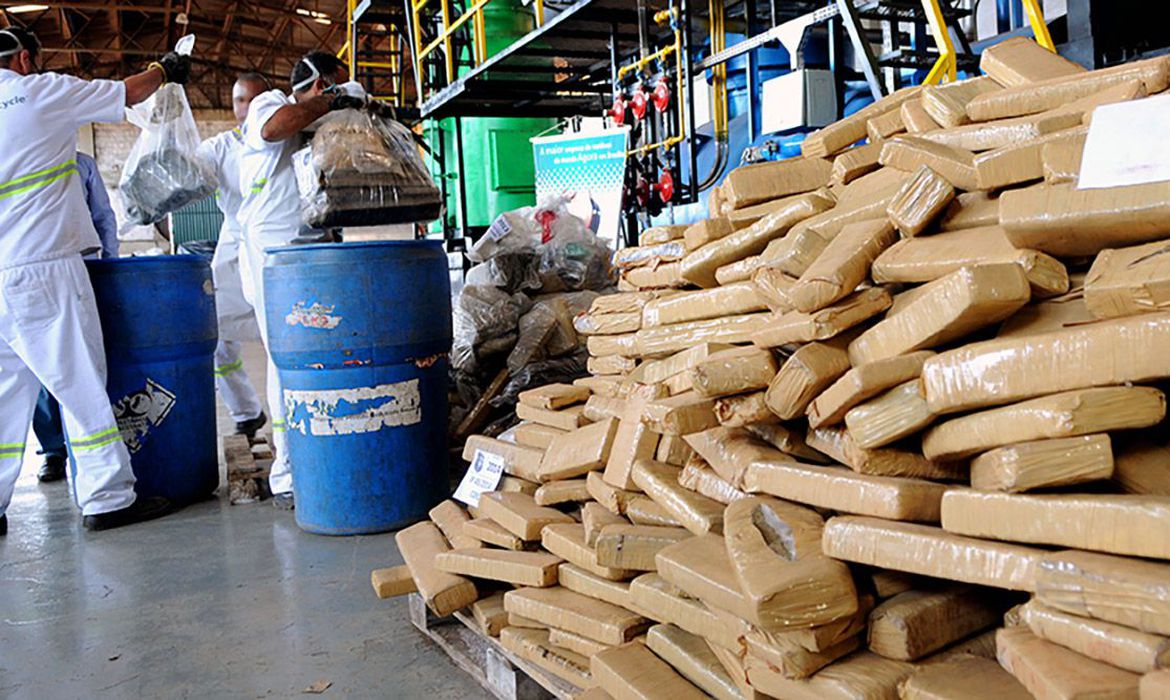 Apreensões de drogas crescem no Estado do Rio e aumentam até 200% em 2023