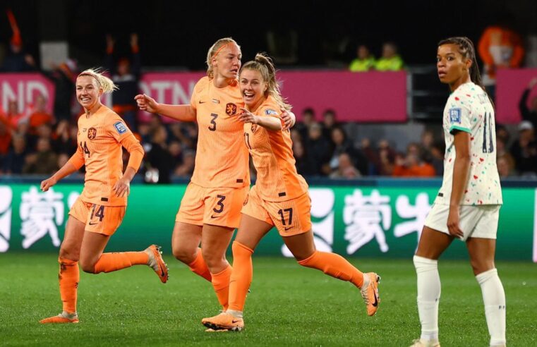 Atual vice-campeão Holanda inicia Copa superando Portugal