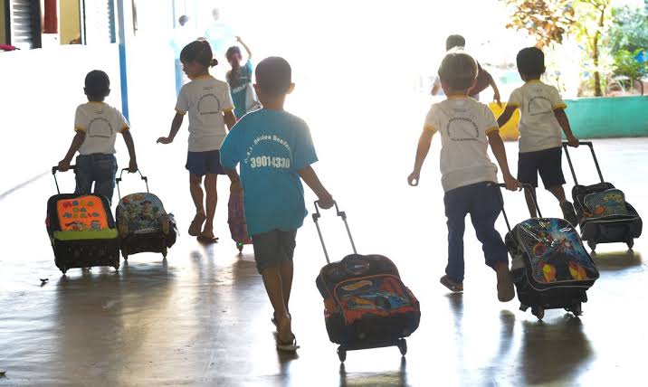 Painel Creche para Todos ajuda responsáveis a obterem vagas em creches públicas de Teresópolis