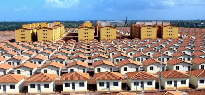Governo prevê desacelerar contratações para baixa renda no Minha Casa, Minha Vida