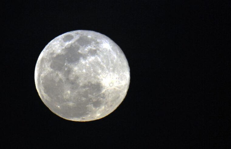Noite desta quarta-feira terá Superlua Azul