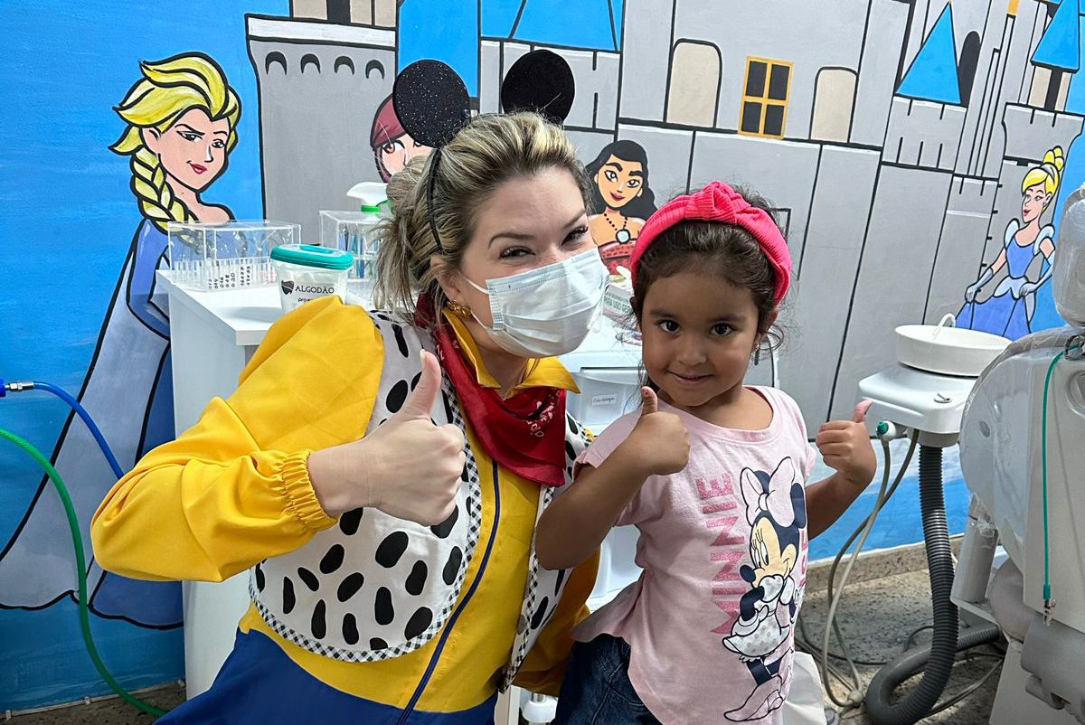 Odontopediatra se inspira em animações para espantar medo de pacientes em consultas