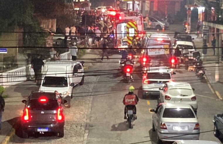 Motociclista cai dentro de rio na Mosela