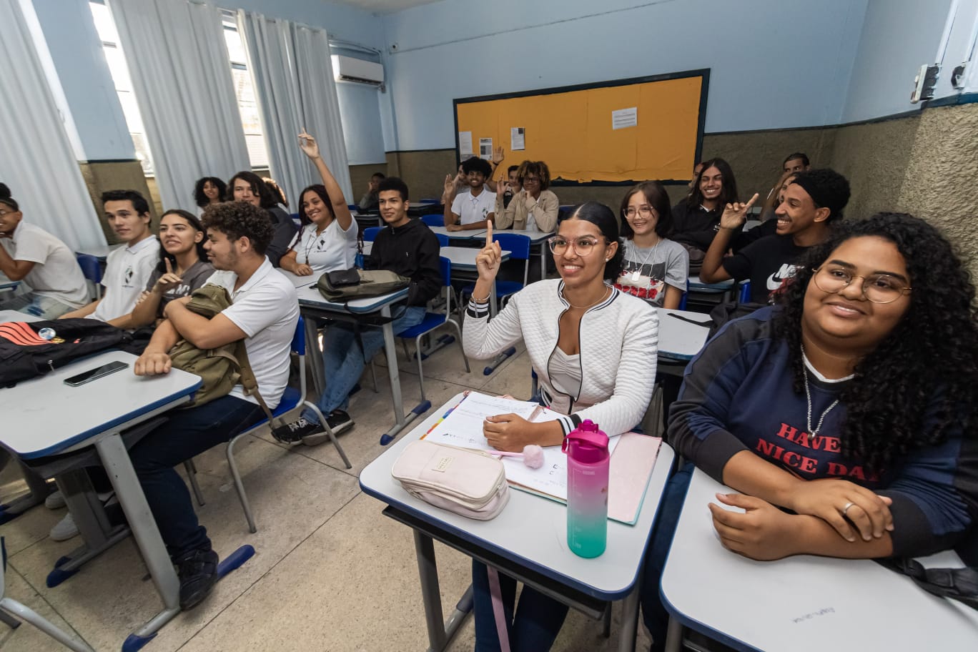 Escola promove passeios culturais com alunos para garantir 100% de adesão no Enem