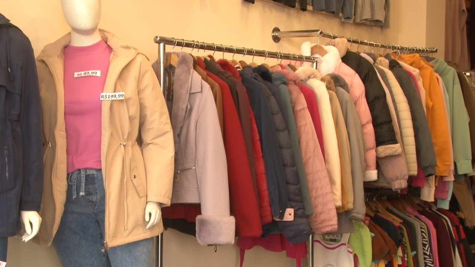 Especialista afirma que frio pode influenciar no comportamento das pessoas