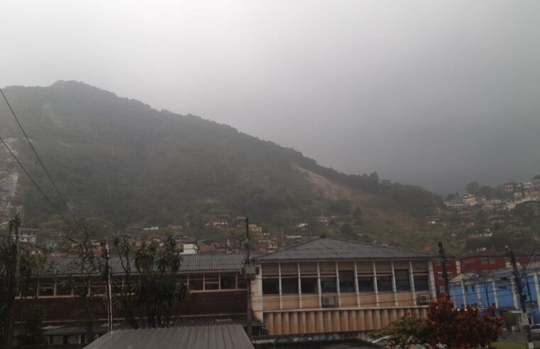 Defesa Civil alerta, via SMS, rajadas de vento de intensidade moderada a forte em Petrópolis