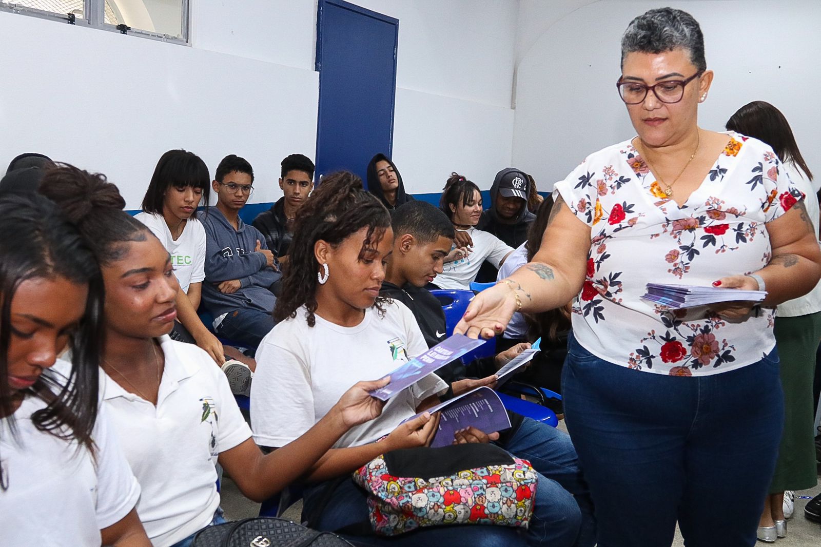 Campanha de combate à violência contra a mulher tem novos aliados: alunos da rede estadual de ensino