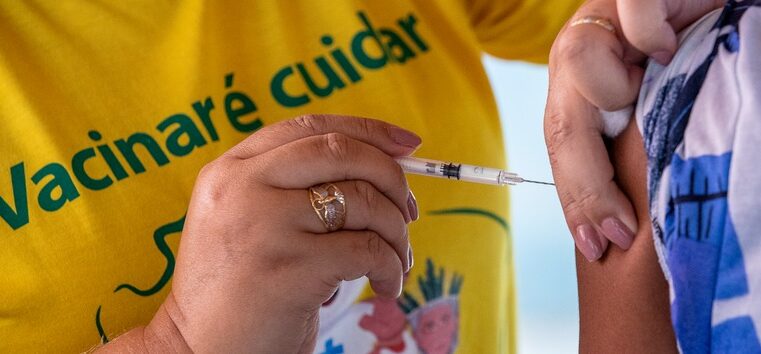 Estado recomenda continuidade no esquema vacinal contra a Covid-19