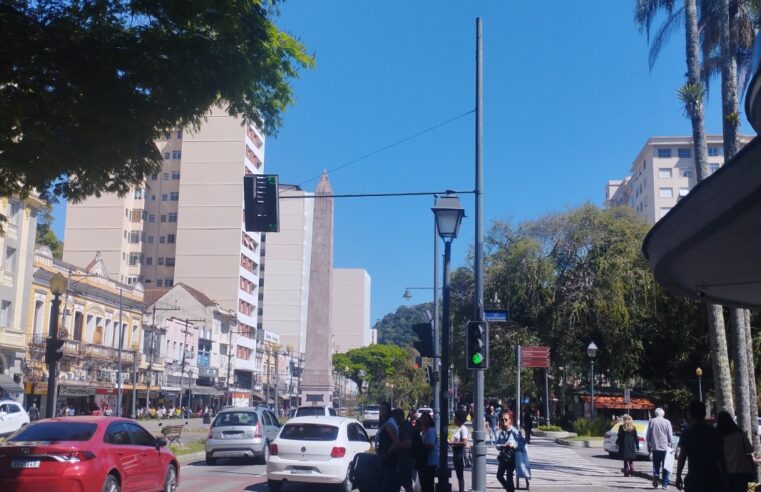 Risco de colapso: saúde, educação e Defesa Civil de Petrópolis podem ficar sem dinheiro