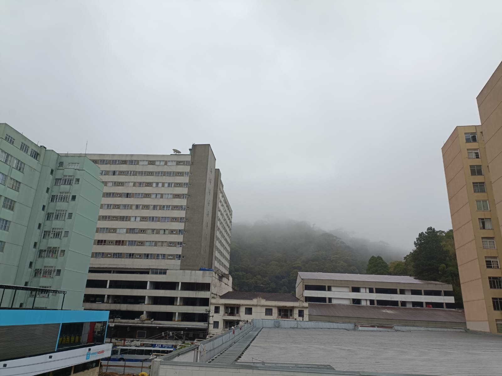 Petrópolis tem previsão de chuva até a próxima quinta-feira (31)