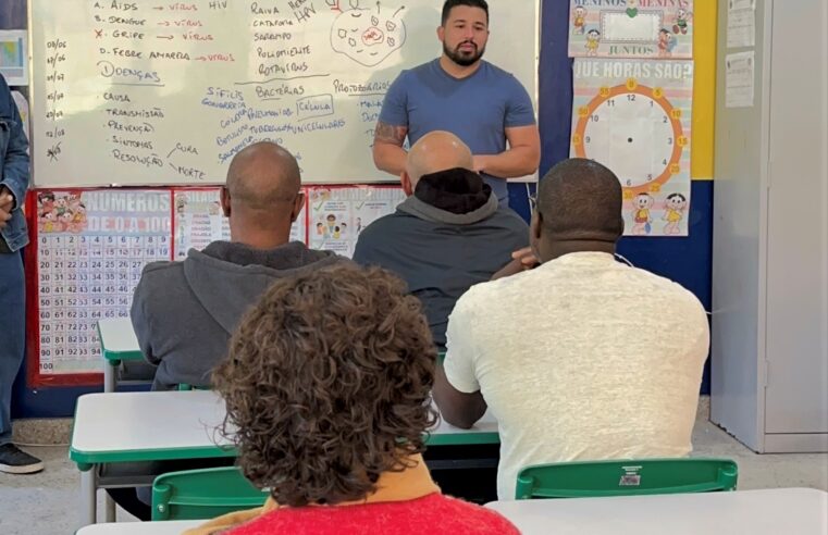 Escola Popular oferece curso preparatório para Encceja em Petrópolis, Areal e Niterói
